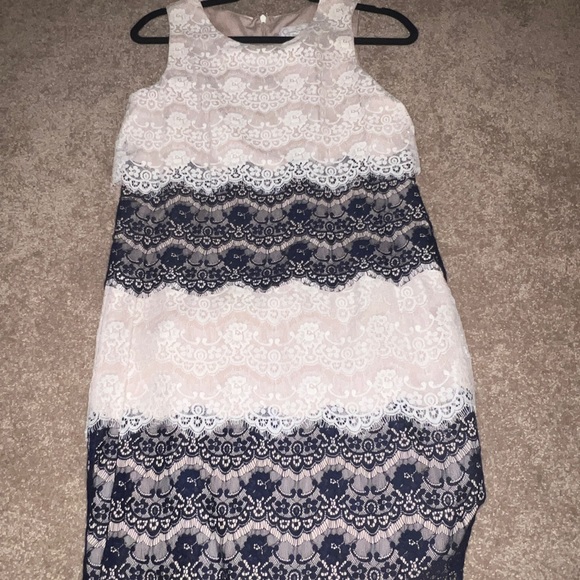 Jessica Simpson Champagne Black Lace Dress - Picture 3 of 6